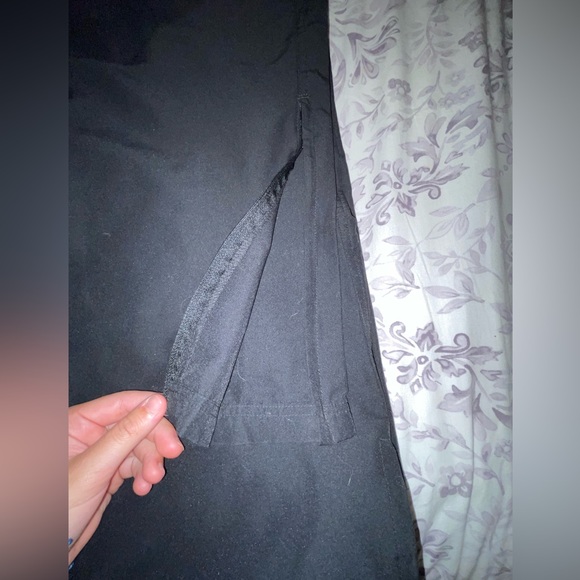 Reebok men’s windbreaker pants - Picture 2 of 3